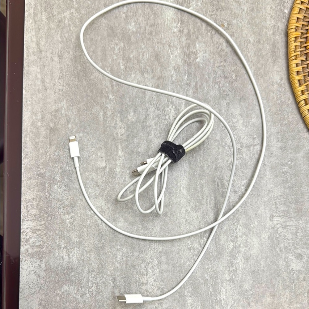 Two standard White USB-C to lightning Charging Cables